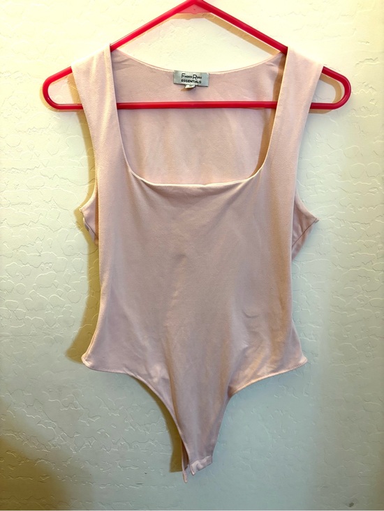 Tops - Fitted Square Neck Bodysuit - Pale Pink